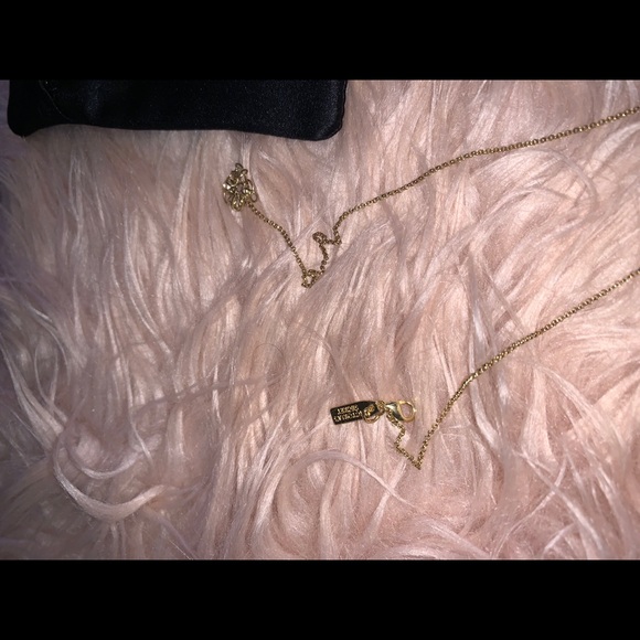 Victoria secret necklace - Picture 5 of 8